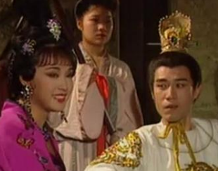 武则天当昭仪时，长孙无忌和褚遂良为什么没有阻止？