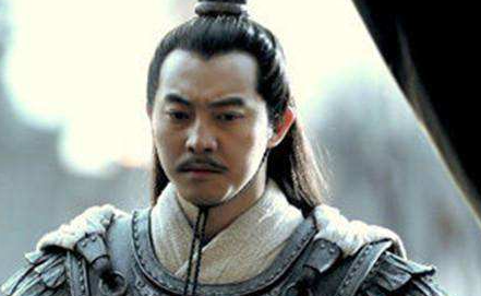 孙权刚上位时是如何稳定局面的？多亏了周瑜的帮助