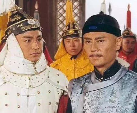 多尔衮为什么不做皇帝 多尔衮是想霸占孝庄直接做太上皇吗