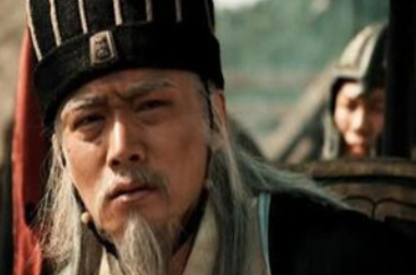 诸葛亮废了李严后，为何却重用李严的儿子呢？