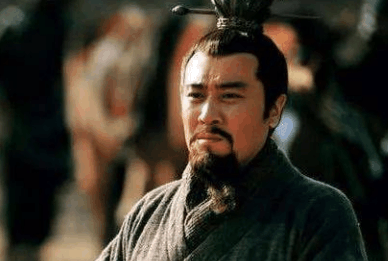 刘备经历了很多失败，为何最后却能东山再起呢？