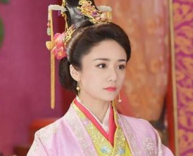 楚怀王的宠妃郑袖，她是如何干扰朝政的？