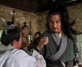 林冲火并王伦时，为何没有一个阻止？原因是什么