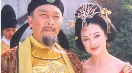 说到武惠妃与杨贵妃，她们二人谁更受唐玄宗的宠爱？