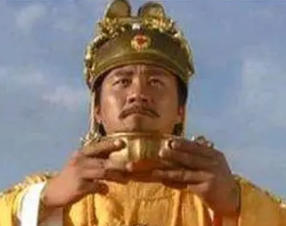 在得知宋理宗的头颅被做成酒杯后，朱元璋是怎么做的？