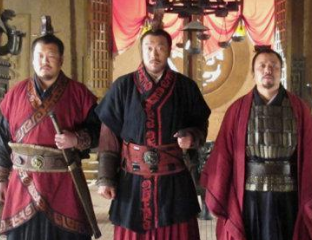 二桃杀三士讲的是什么故事？到底是怎么回事？