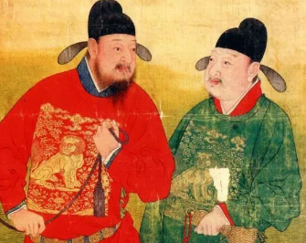 如何区分官员的品级？不同朝代的区分方式有何不同？