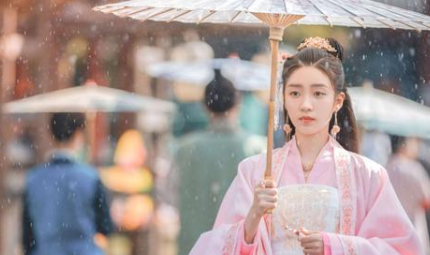 《国子监来了个女弟子》正在热播，男配角和女配角的颜值都很高
