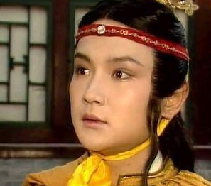 红楼梦中王子腾在贾宝玉过生日时颂得礼物是什么？