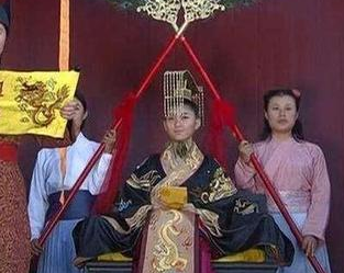 韩林儿为什么不提前禅位于朱元璋？他有何考量？