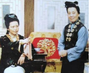 红楼梦中袭人最终会嫁给蒋玉函的真实原因是什么？