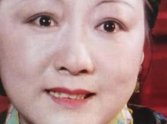 红楼梦中周瑞家的与王善保家的都是什么身份？二人有何区别