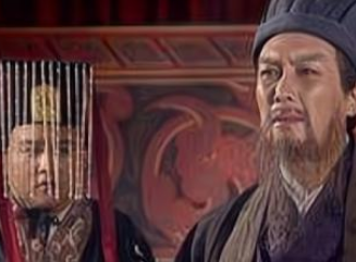 刘备选择的托孤大臣为何是李严而不是赵云？原因是什么