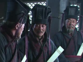 历史上袁术称帝是在何时？他为何敢这样？