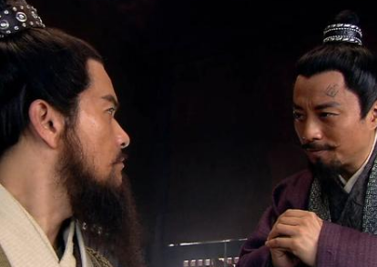 史进敢收朱武的金子，宋江为何不敢收晁盖的？