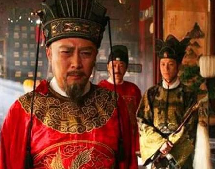 张居正和李太后之间有不正当关系吗 要是真的早就被诛九族了