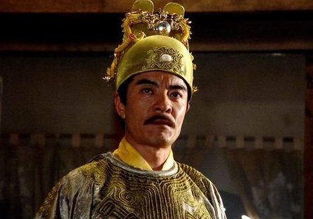 李自成称帝后，给在四川的张献忠封了什么官？