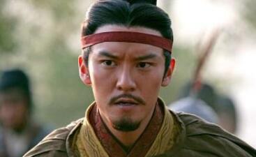 草船借箭的主角是谁？十万支箭为何没有一支火箭？