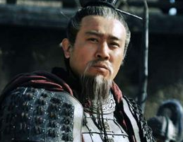 在三国演义中，汉献帝为什么要叫刘备皇叔？