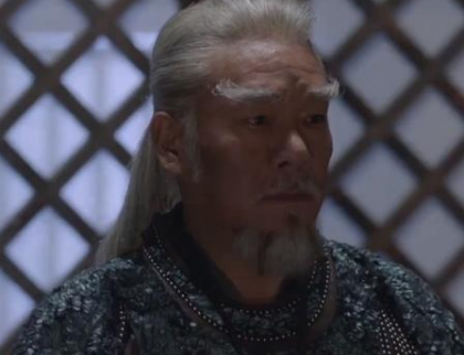 《斗罗大陆》毒斗罗扮演者是谁？一招秒杀兰德苑长