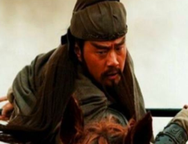 是因为于禁的投降才导致关羽的失败的吗？于禁算是功臣吗？