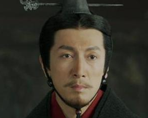 刘邦得知萧何帮助吕雉除掉韩信后，有何反应？