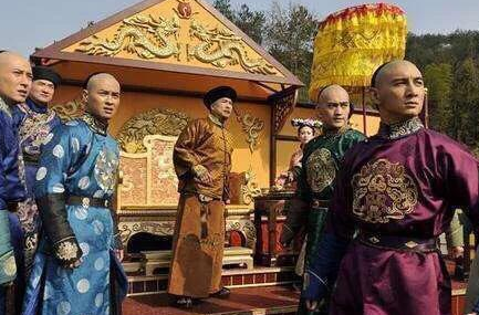 雍正即位后能善待废太子一家 雍正为什么要幽禁他俩