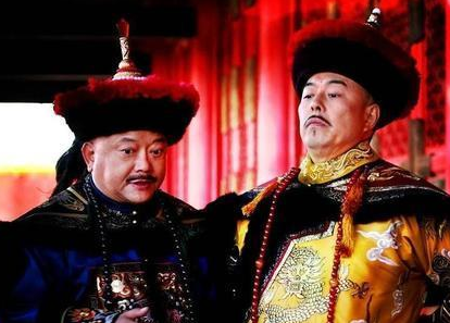 和珅能得到乾隆赏识一年升三级 两人真的是同性恋关系吗