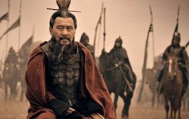 立下大功的许攸被许诸所杀，曹操怎么不追究？