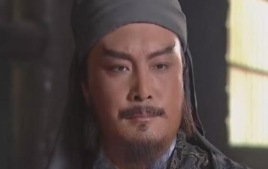 林冲武艺高强，那玉麒麟卢俊义有他厉害吗？