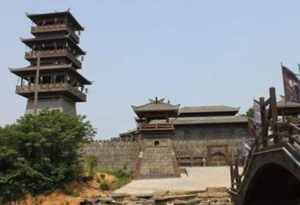 苟安被杖责埋怨转而投降魏国 司马懿为什么不相信他