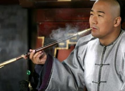 古人抽烟是什么时候开始的 唐朝吸烟起源于一个传说