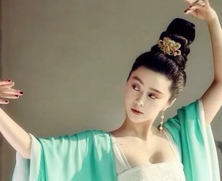 杨贵妃要给安禄山洗澡 唐玄宗得知为何一点也不慌