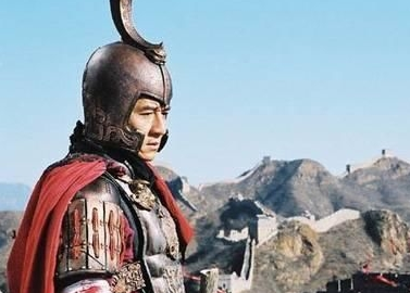 功臣主动辞官退休，皇帝却说：放心我不会杀你