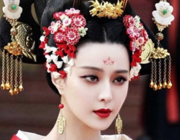 武则天在政治、经济、文化和军事方面有哪些功绩？如何评价武则天？