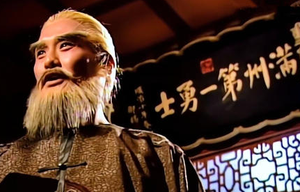 康熙设计幽禁了鳌拜后，是如何对待鳌拜的后人的？