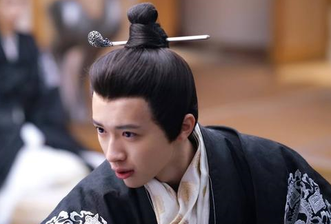 把叔父扣押在宫中当猪养的变态皇帝，刘子业有多荒唐？