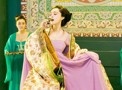 李隆基为什么如此喜欢杨玉环 杨玉环有什么独特之处