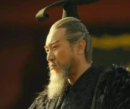 曹丕不受曹操的喜爱，为何还能成为皇位继承人？