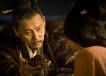 吕后是如何让刘邦放弃废立太子的想法的？靠的是什么