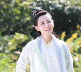 《胭脂债》6月5日播出，于文文首次挑战古装造型