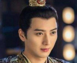 献文帝拓跋弘在政治上有哪些成就？他为什么主动退位？