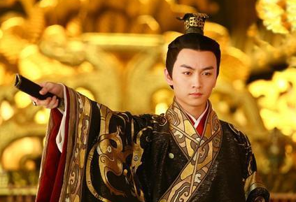 汉景帝当初请大臣吃饭 汉景帝为何连筷子都没有给