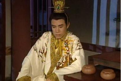 李治究竟是怎样的一位帝王？他只能被武则天光环遮掩吗？