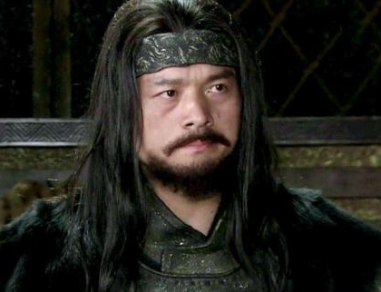 董卓到底是一个什么样的人 董卓先后变化为何那么大