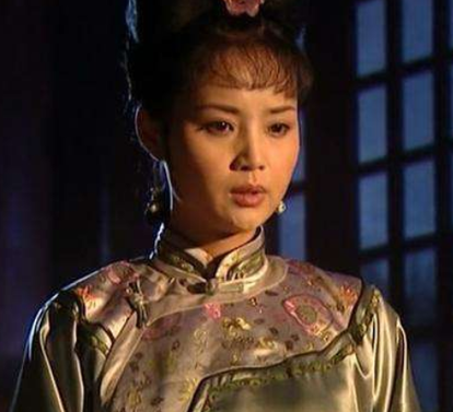 苏麻喇姑常年不洗澡味道肯定很重 康熙为什么还对她如此尊敬