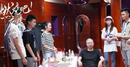 《燃烧吧!废柴》在优酷4集上线，由李诞公司的编剧所创作