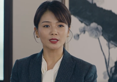 《我是真的爱你》中李美娥为何会被感触月子中心？
