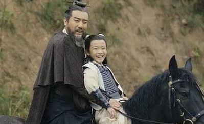 周不疑是如何得罪了曹操，曹操非要杀了他呢？