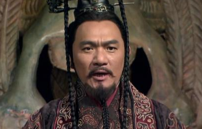 周朝日渐衰微，为何郑武公反而找周平王当靠山呢？